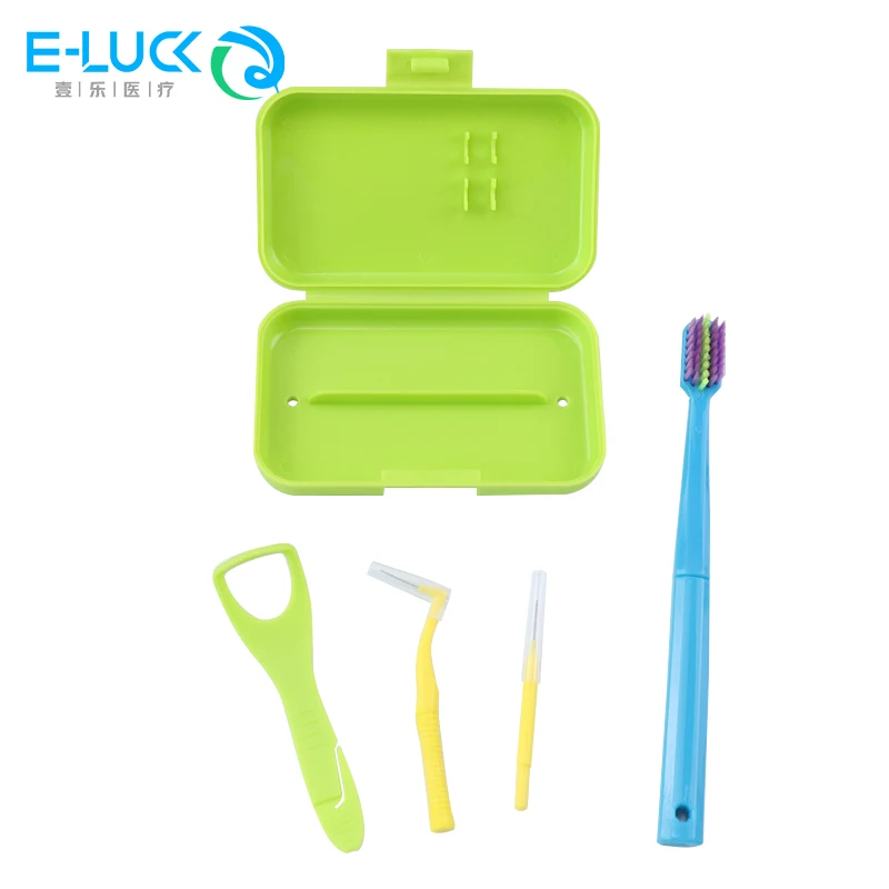 Kit per la cura della pulizia dentale Kit per la pulizia orale da viaggio portatile Spazzolino staccabile Spazzolino interdentale Raschietto per lingua Custodia