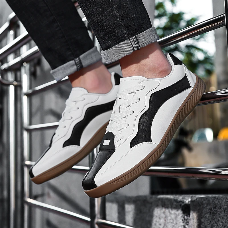 Men's Wide Barefoot Shoes New Fashion Outdoor Running Sneakers Minimalist Large Trendy Leather Casual Walking Shoes Hot Selling