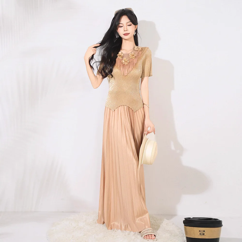 

Miyake Fashionable Women's European and American Short-Sleeved Gold-Embossed Pullover Top and High-Waisted Long Skirt Two-Piece