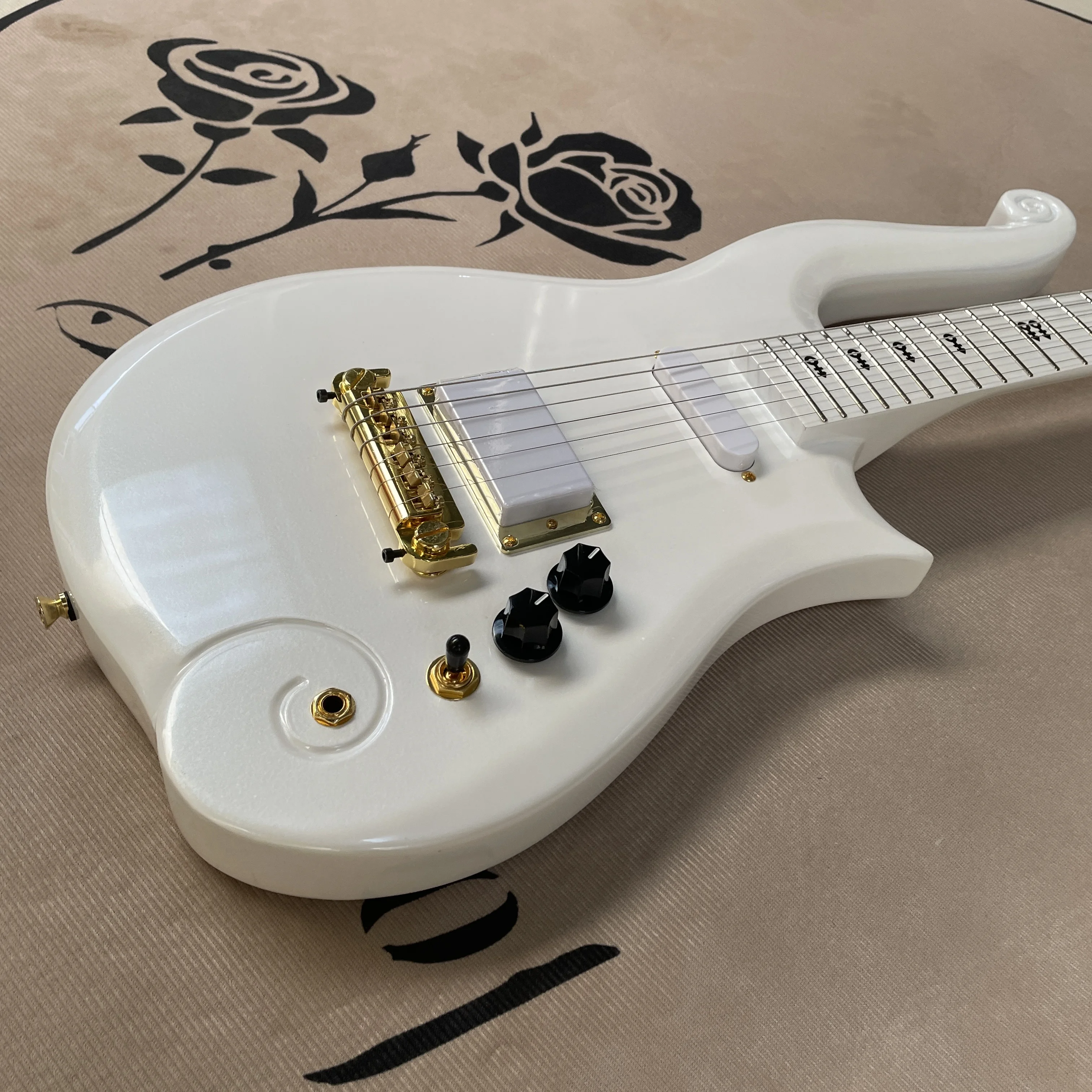 Thumbnail 3 - #15 Top 40 Electric Guitars Worth Buying In 2026
