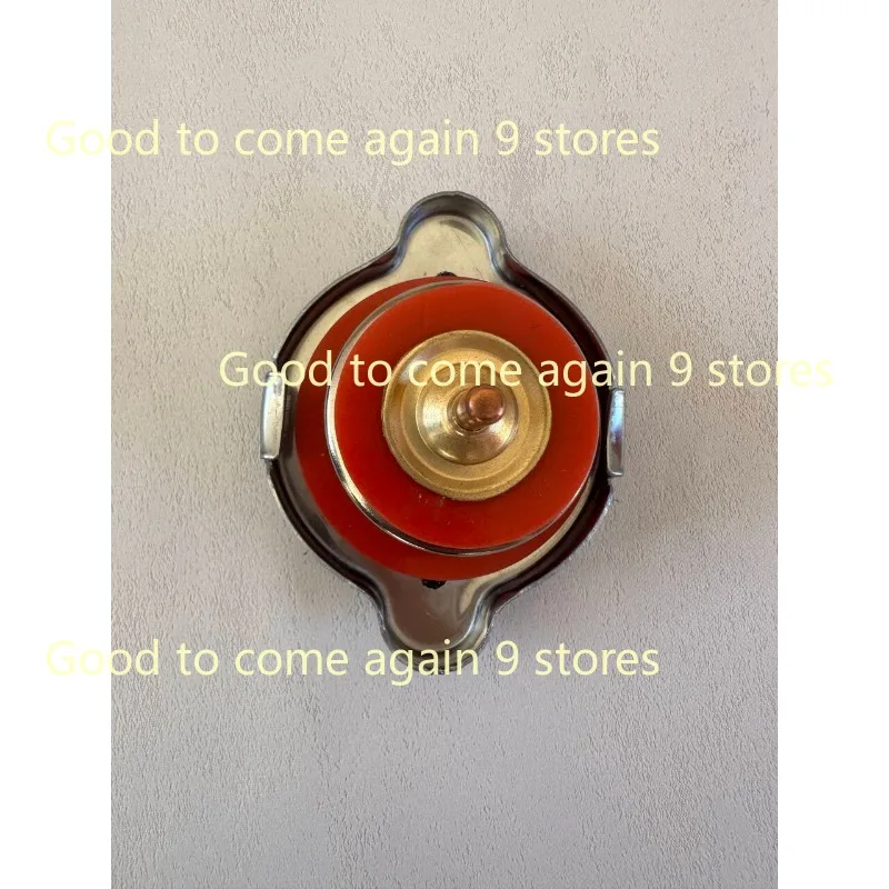 1 قطعة اكسسوارات حفارة صالح ل كوماتسو حفارة 60 200 210 220 240 300 360-6-7-8 غطاء خزان المياه غطاء المبرد الملحقات