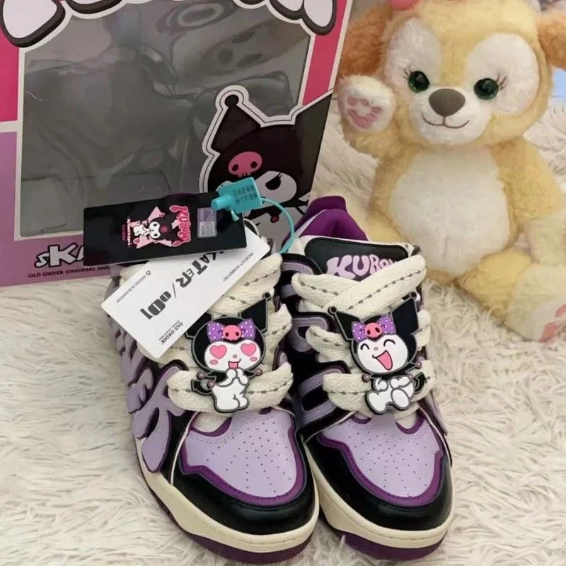 Sanrio Purple Kuromi Campus Style Original Skateboard Shoes for Women Beige Pochacco Casual Platform Versatile Off White Shoes