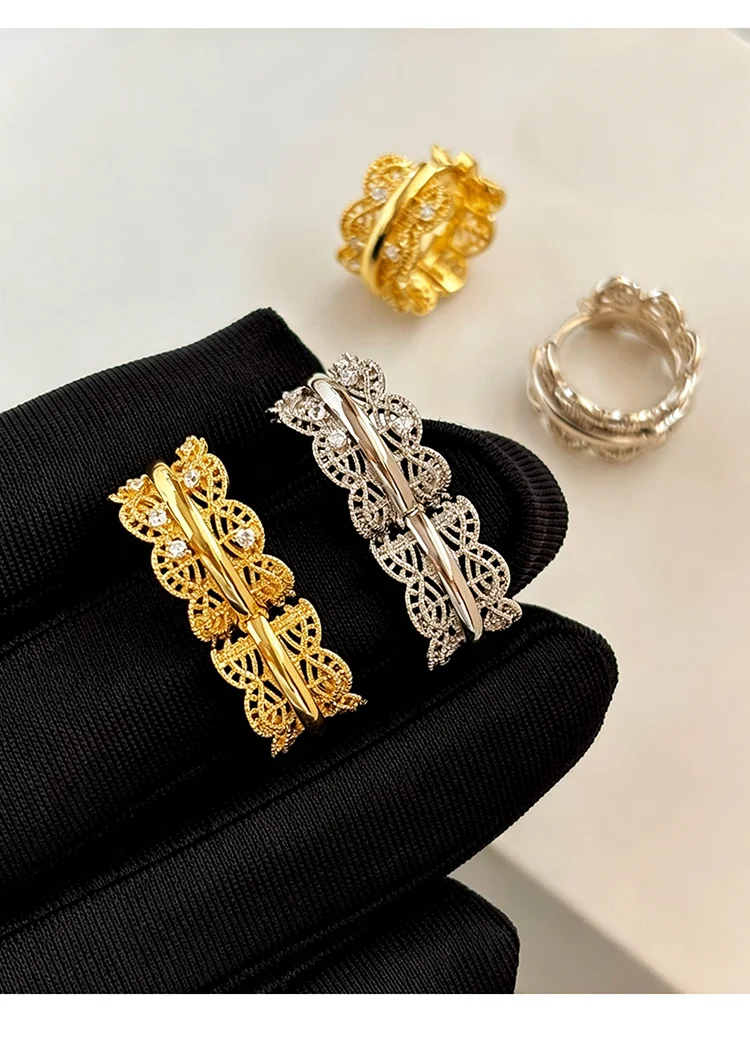 Luxuriöse Spitzen-Filigran-Ohrringe in Goldfarbe mit eingelegten CZ-Steinen, hohle florale Ohrclips für Damen, elegantes Schmuckgeschenk. – Detail 4