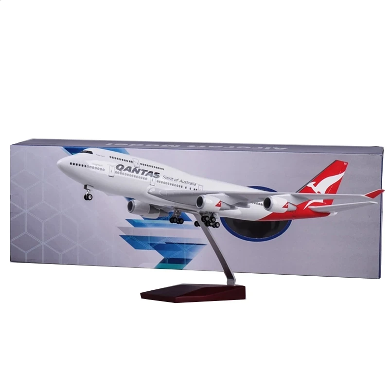 

47cm Scale Aircraft B747 Qantas Airways Airplane Toy Resin Diecast Aircraft Models Display Gifts Collection With Lights And Base