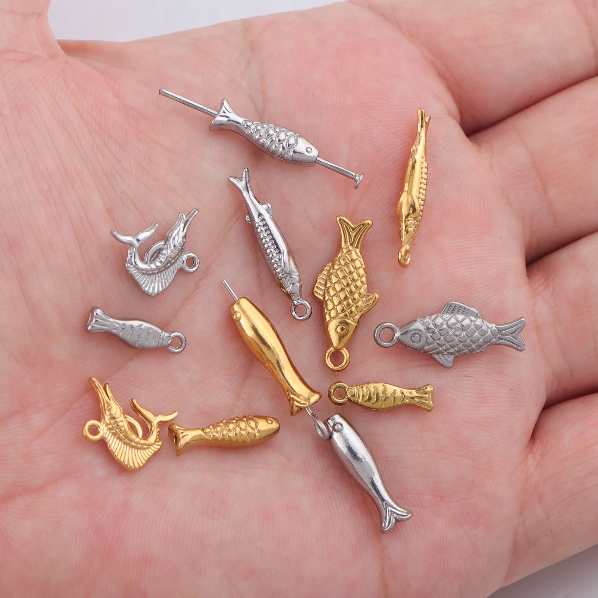 

20pcs/lot Stainless Steel Fish Charms Mini Fish Pendant for DIY Necklace Earring Bracket Jewelry Making Accessories