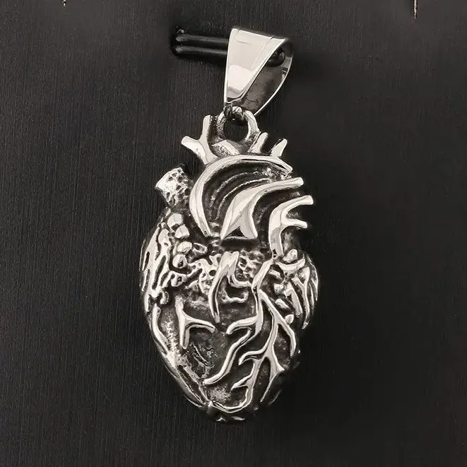 Personality Punk Quality 18K Gold Plated Titanium Steel Anatomical Heart Pendant Necklace for Men Creative Jewelry