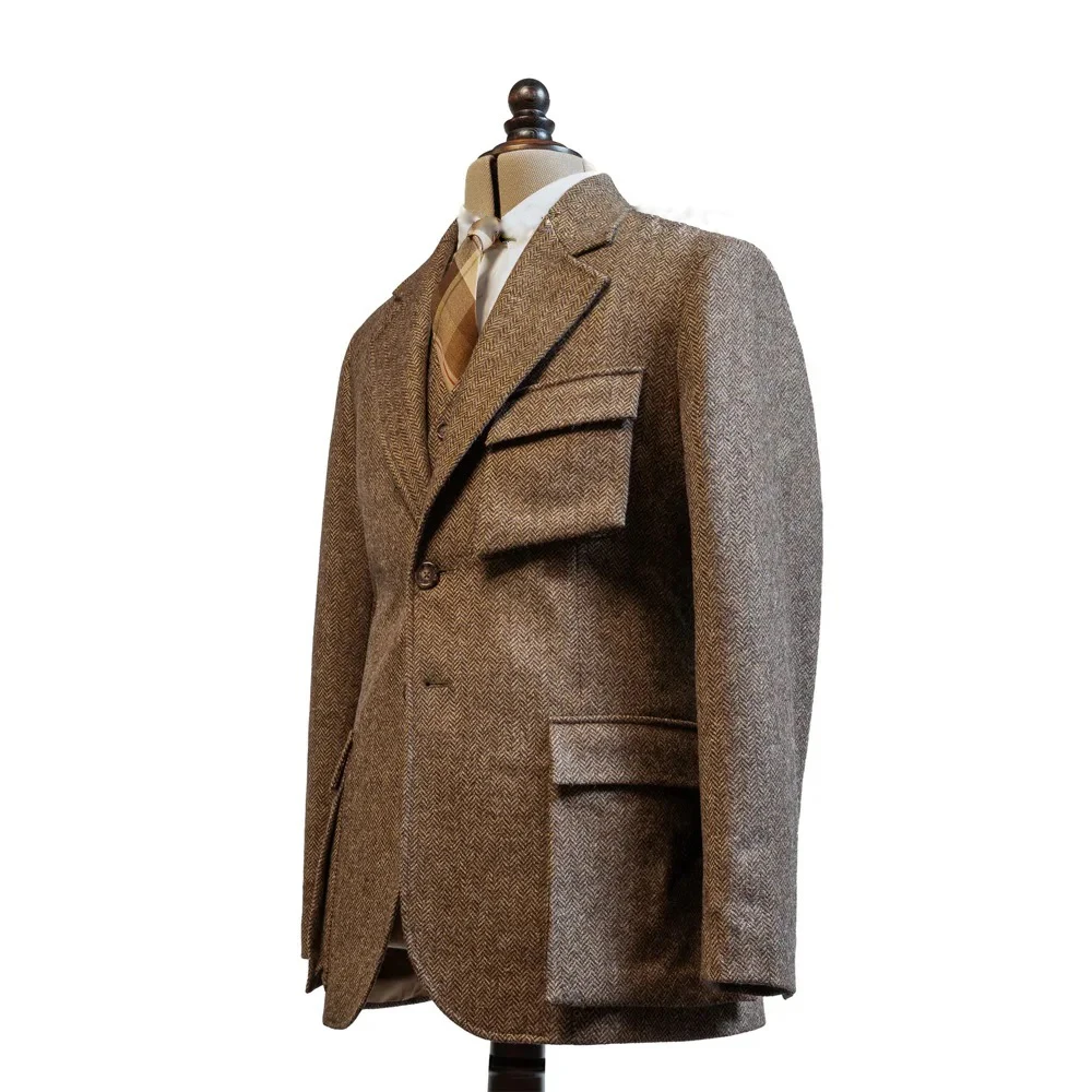 Thumbnail 4 - #32 Mens Classic Two Piece Suits Comparison Guide