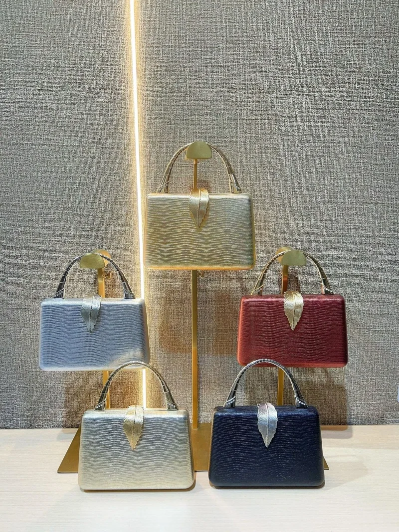 

Luxury handbag with snake skin pattern and high-end feel, crossbody dinner bag, chain bag, shoulder bag