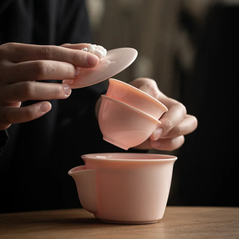Portable Beauty Tea Infuser Pink Teapot with Tea Cup Handcrafted Flower Lovely Ceramic Teapot Japanese Outdoor Porcelain Tea Set