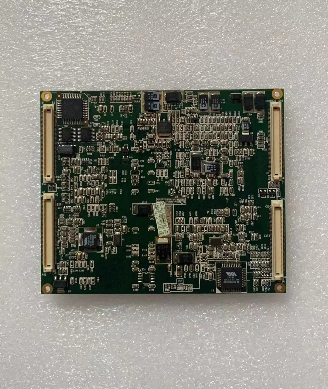 ARBOR EmETX-i602 REV.1.0 1006020008100 اللوحة الأم الأصلية للمعدات الصناعية ETX المتوفرة في المخزون