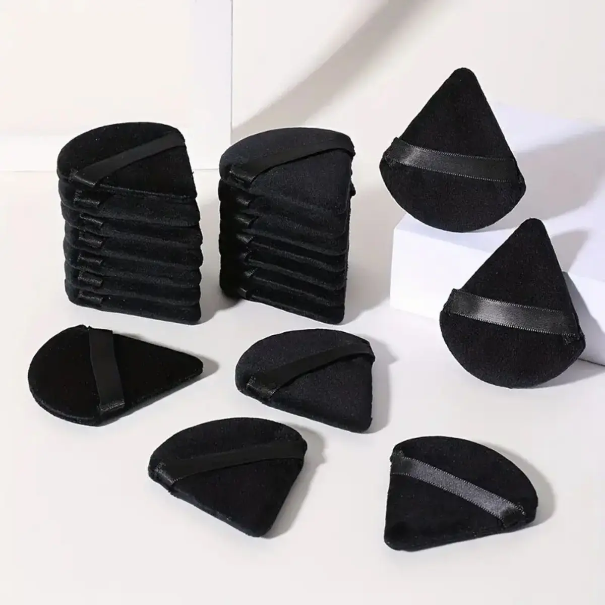 Esponja de maquiagem triangular, veludo luxuoso, ultra macio e lavável, úmida ou seca, perfeita para pó solto, base e corpo, 10/20 peças