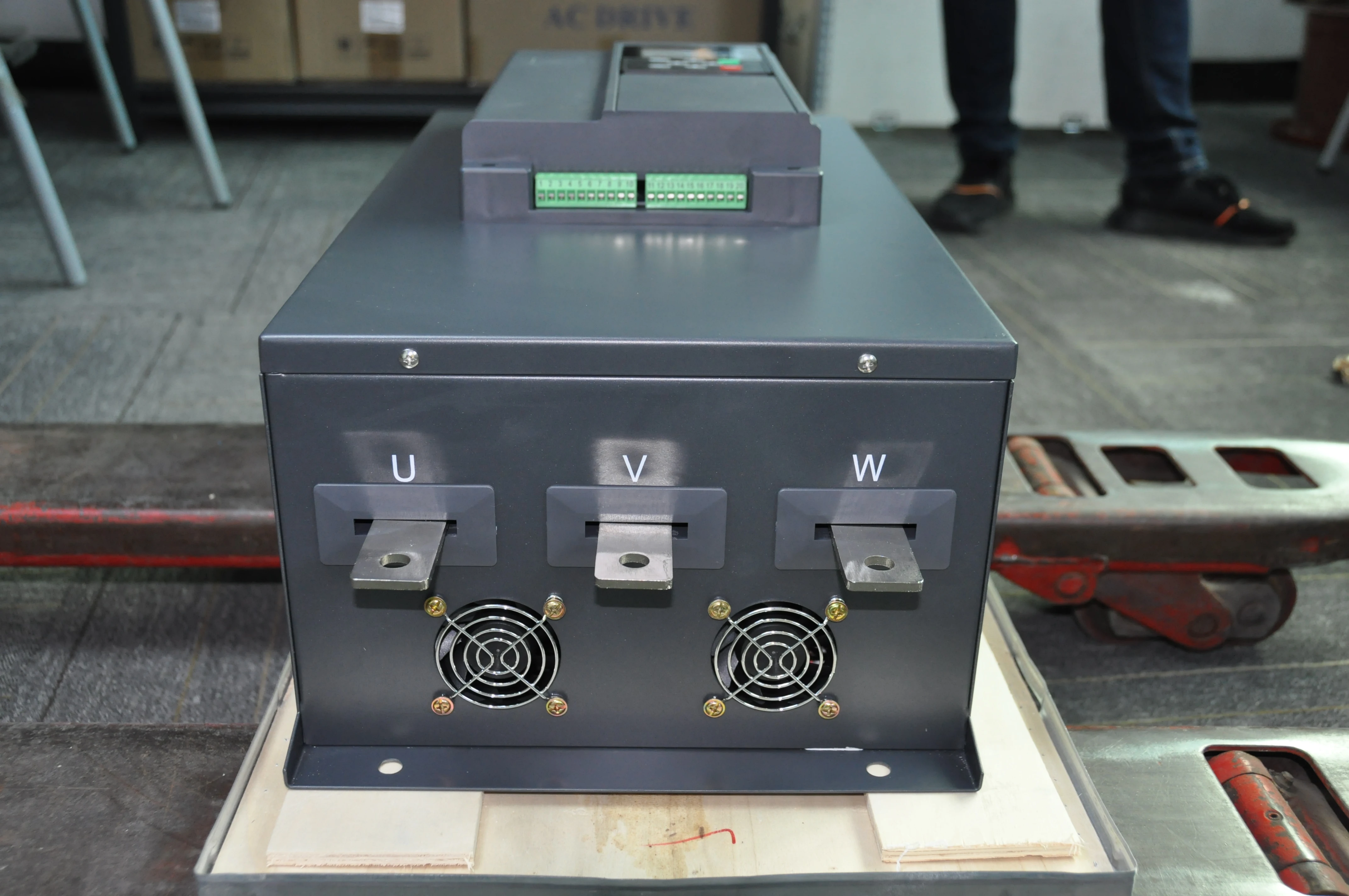 High Performance Online Soft Starter Large Discount AC Controller Soft Three Phase Motor 5.5-400KW Soft Starter 220V 380 440V