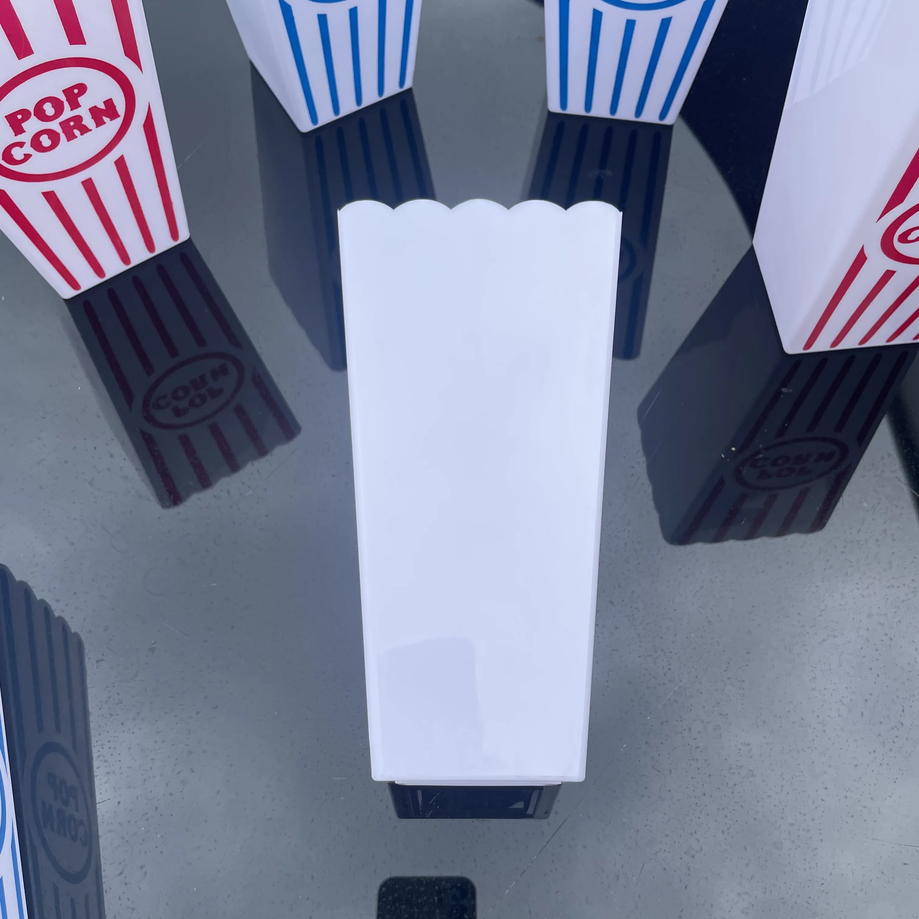 18,9 cm Retro Gestreifter Popcorn-Eimer Wiederverwendbare Popcorn-Box für Filmnächte Party-Snack-Behälter Heimkino-Dekor Zubehör – Detail 8