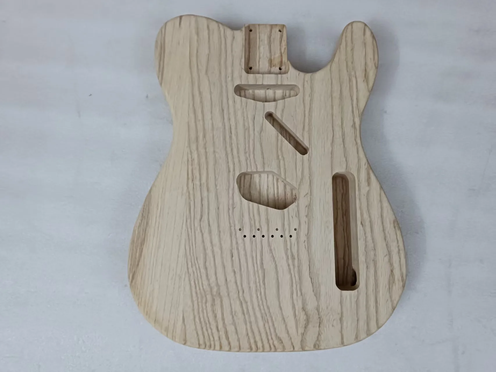 3-Piece Swamp ash TL Body  SS Pickup Route Unfinished Weight 1.96KG