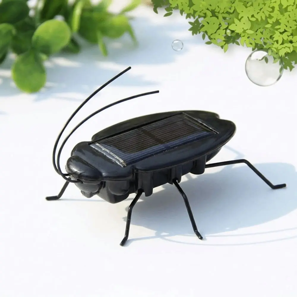 Halloween Gift Mini Solar Cockroach Creative Simulation Funny Moving Decorative Funny Moving Solar Insect Prank