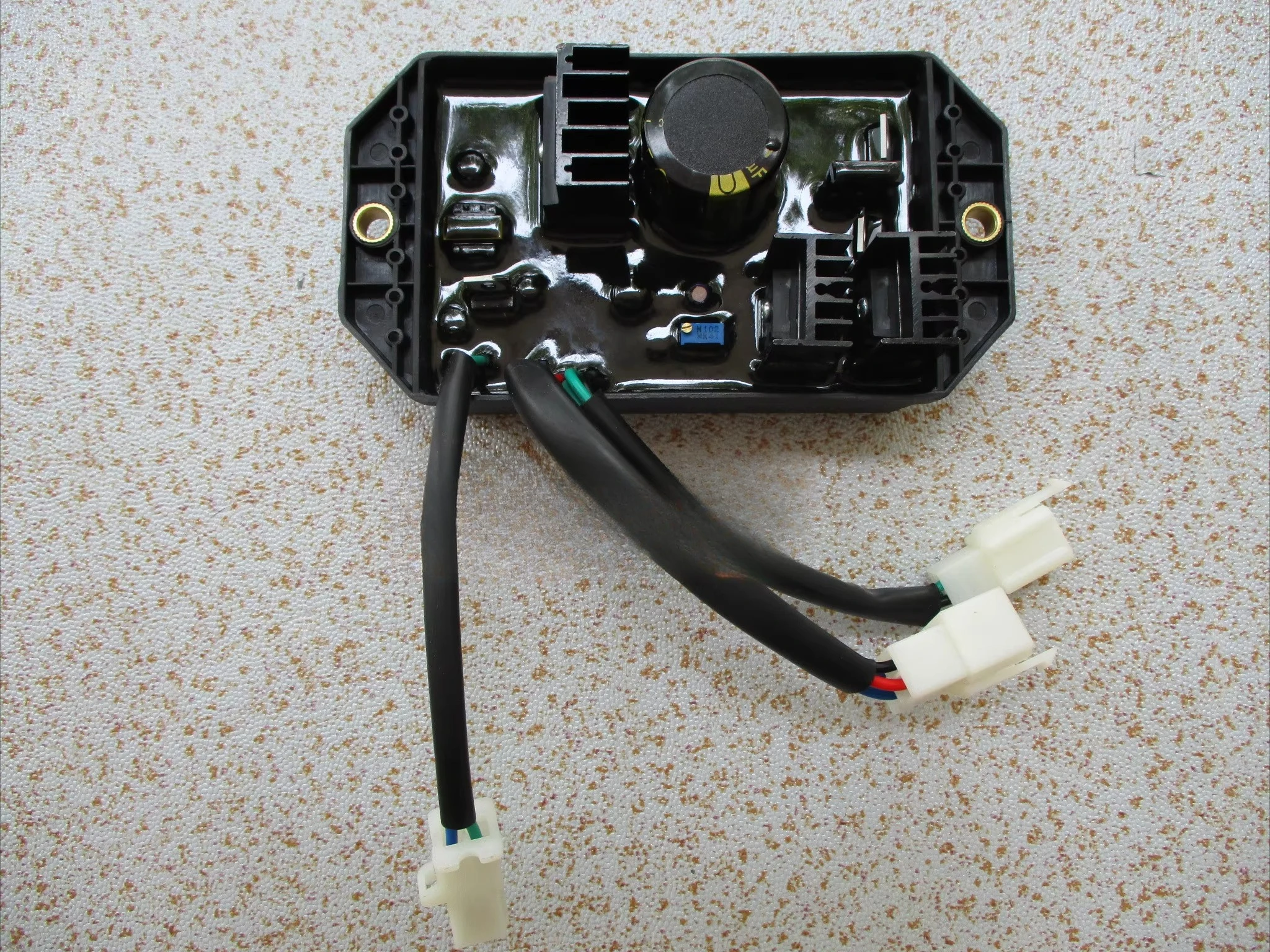 Populaire wetenschap gelijke stroomgenerator spanningsregelaar 8.5-15 KW spanningsregelaar TT925-400 spanningsregelaar