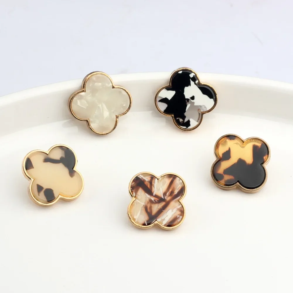 Elegant Four-Leaf Clover Resin Shell Flower Earrings Wholesale Fashion Accessories Simple Classy Ear Studs Jewelry