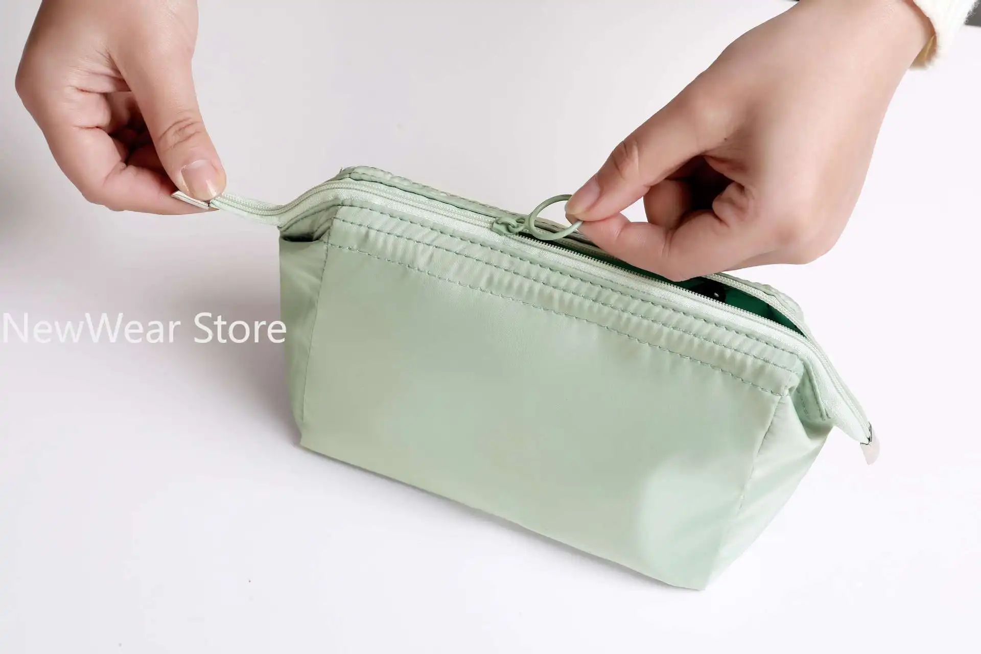 Travel Cosmetic Bag Small Mini Portable PU Makeup Bag Women Waterproof Bathroom Washbag Makeup Organizer Toiletry Kit Storage