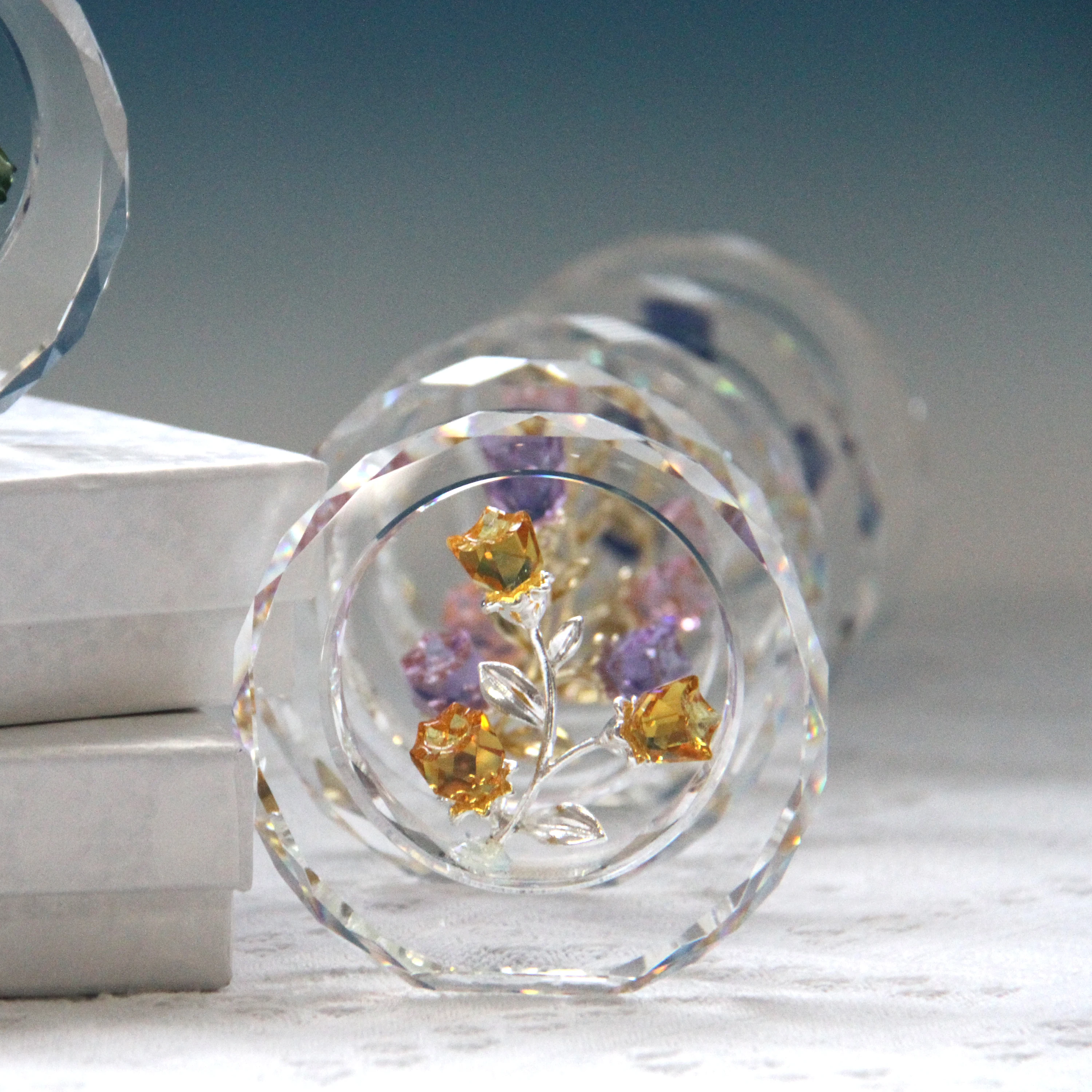 

Mini Crystal Glass Tulip Flower Ornament with Vase Simulation for Bedroom Office Porch Desktop Decoration Paperweight