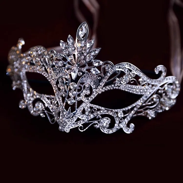 Heavy Industry Shining Diamond Mask for Ball,Performance Party Photo Bride Style Halloween Accessories