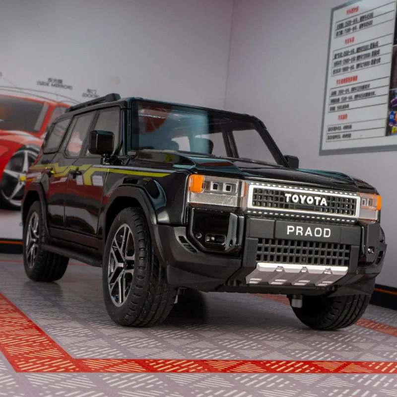 

1:24 Land Cruiser Prado LC250 SUV Alloy Die Cast Toy Car Model Sound and Light Children's Toy Collectibles Birthday gift