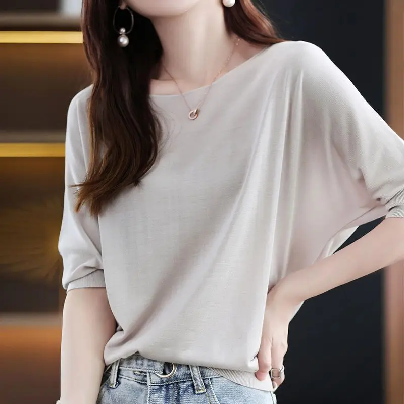 2024 New Summer Sweet Beads Ice Silk Short-sleeved Sweater Women's T-shirt Loose-fitting O-Neck Thin Knitwear Top Woman Tee L171