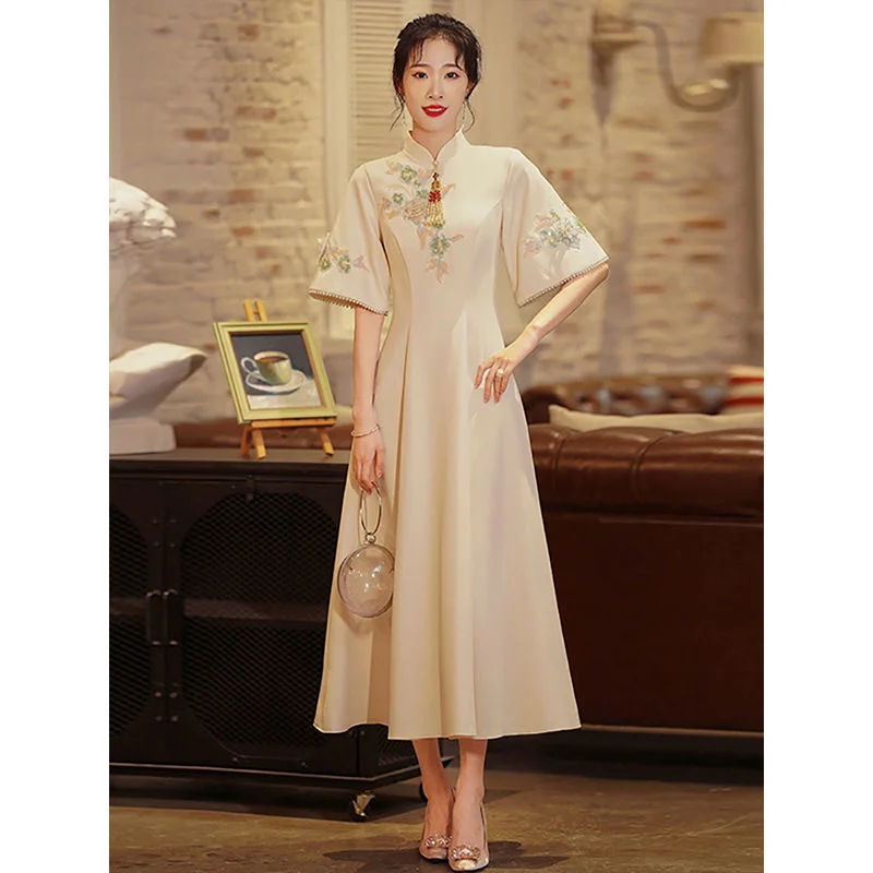 Champagne Chinese Wedding Dress Women Embroidery Modern Improve Qipao Orientale Traditional Retro Party Banquet Slim Cheongsam