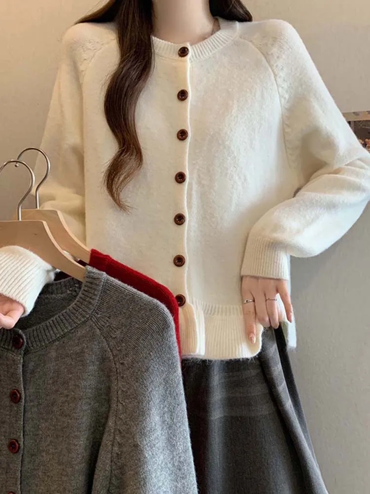 

Versatile Long Sve Knitted Sweater Casual Women's Inner Wear Base irt Spring 2026 Loose Fit round Ne Color