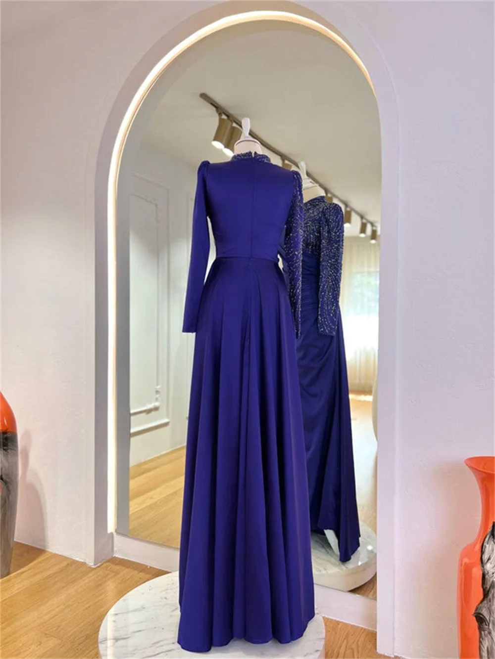 Contessa Dubai Robe de bal brodée de perles à une épaule avec train amovible