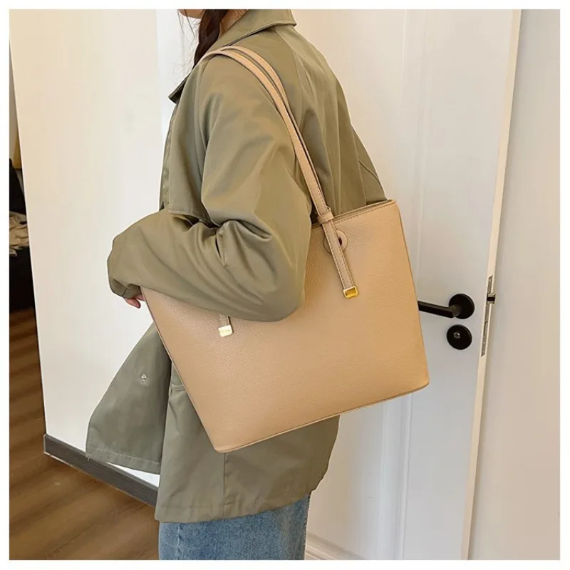 Large Capacity Pu Zipper Ladies Shoulder Bags Sewing Thread Casual Bags for Women 2024 New on Sale Bolsas Para Mujeres