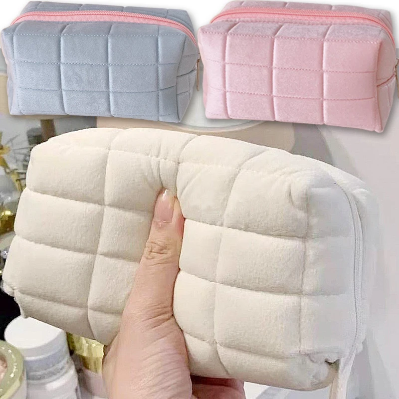 Large Girls Cosmetic Case Soft Fur Makeup Bag Women Zipper Travel Make Up Toiletry Bags Washing Pouch Plush Pen Pouch Storager