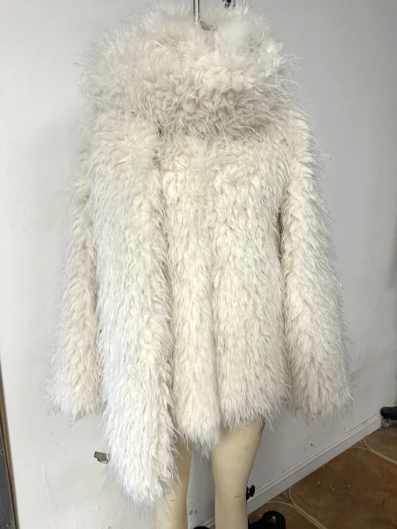 Faux Fur Coats Women Solid Fur Jacket Oversize Scarf Round Neck Long Sleeve Open Stitch Thick Warm Fur Casual 2025 Autumn Winter