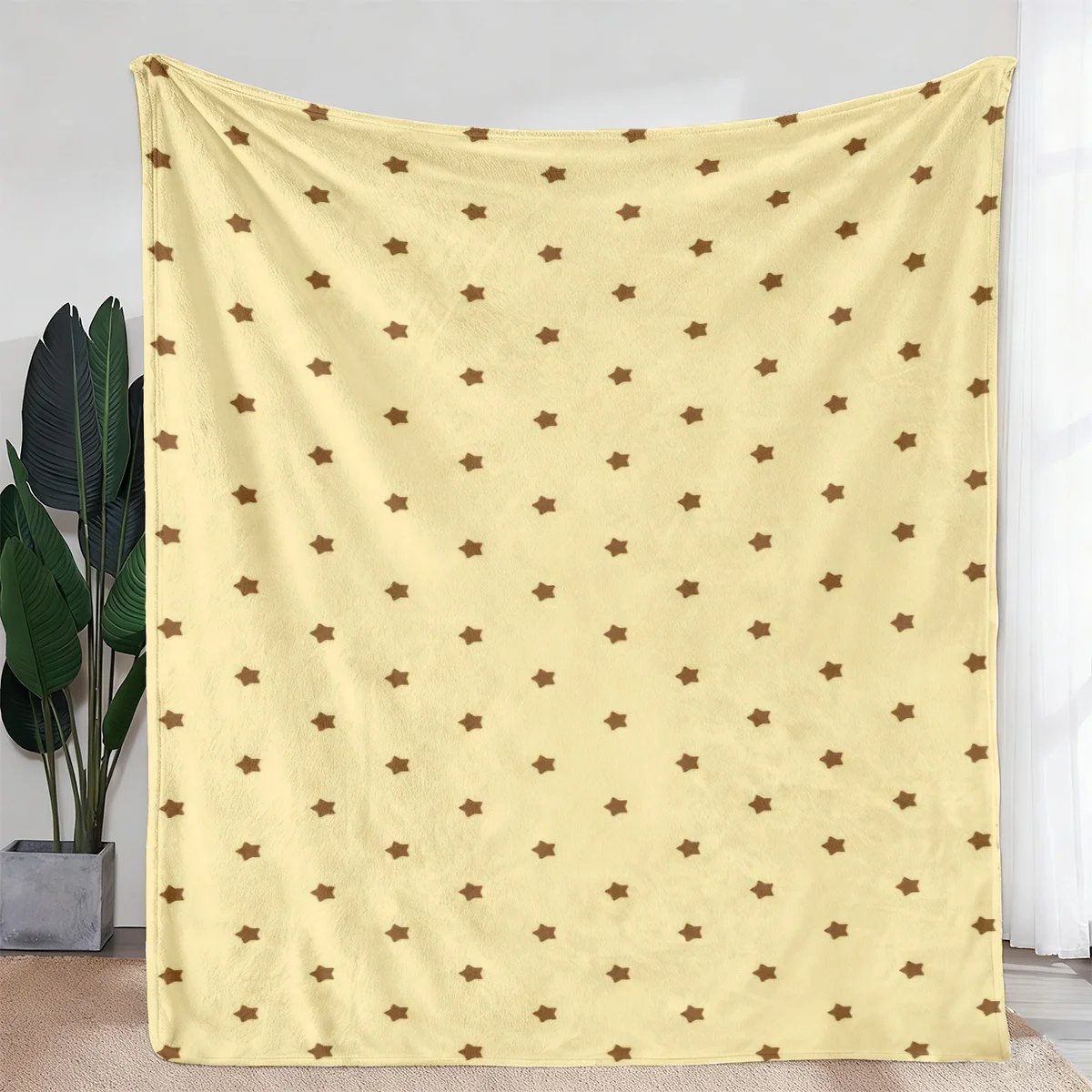 Cute Brown Star On Yellow Pattern Fleece Blanket All Season Flannel Throw For Apartment Decor
