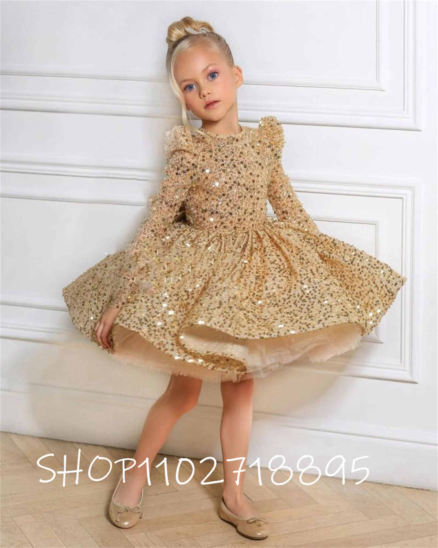 Princesa Gold Flower Girl Vestidos Para Casamentos 2023 Lantejoulas Crianças Tulle Bow Vestidos Curtos Mangas Compridas Ball Gown Vestidos De Novia