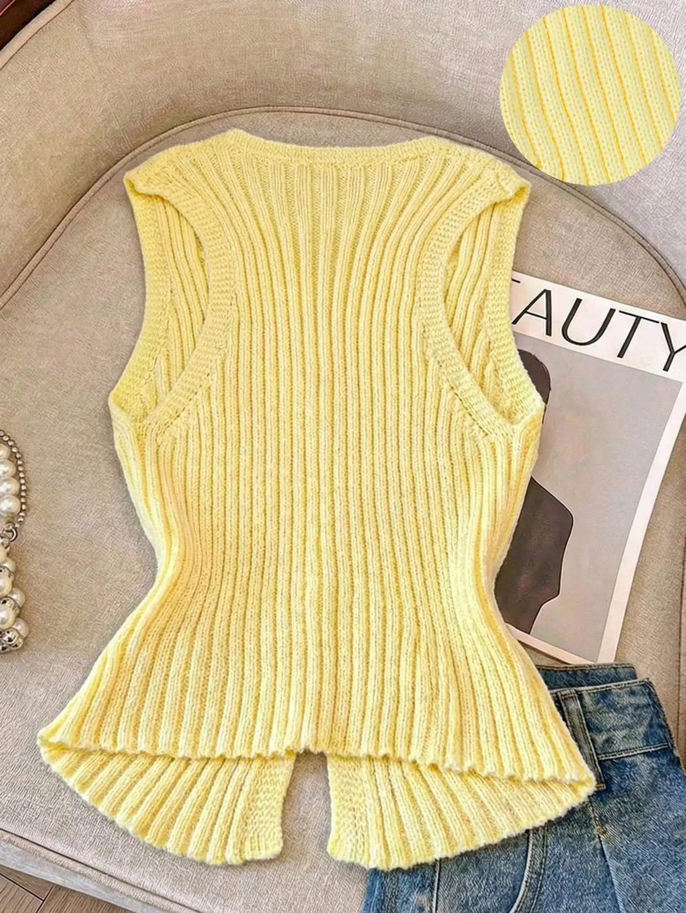 

Women's Light Yellow V-Neck Sleeveless Knit Vest Slim Fit Casual Cardigan Summer Top