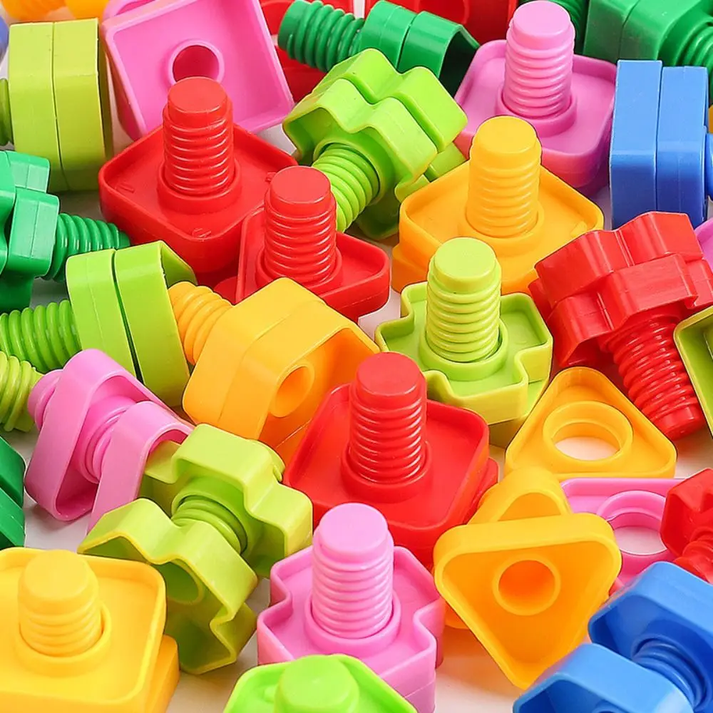 Blocchi di costruzione a vite educativi Forma di vite Blocchi di inserti in plastica colorata Regalo di giocattoli a forma di dado di medie dimensioni in plastica