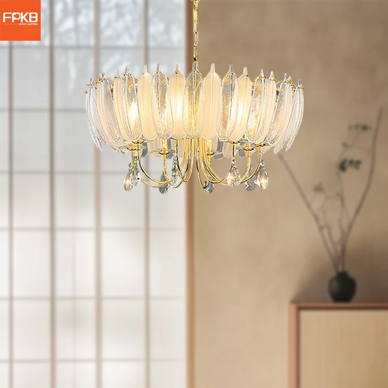 

Французская люстра, роскошная гостиная, свет в главной спальне, кремовый светильник для ветровой комнаты, хрустальный новый романтический светильник с перьями