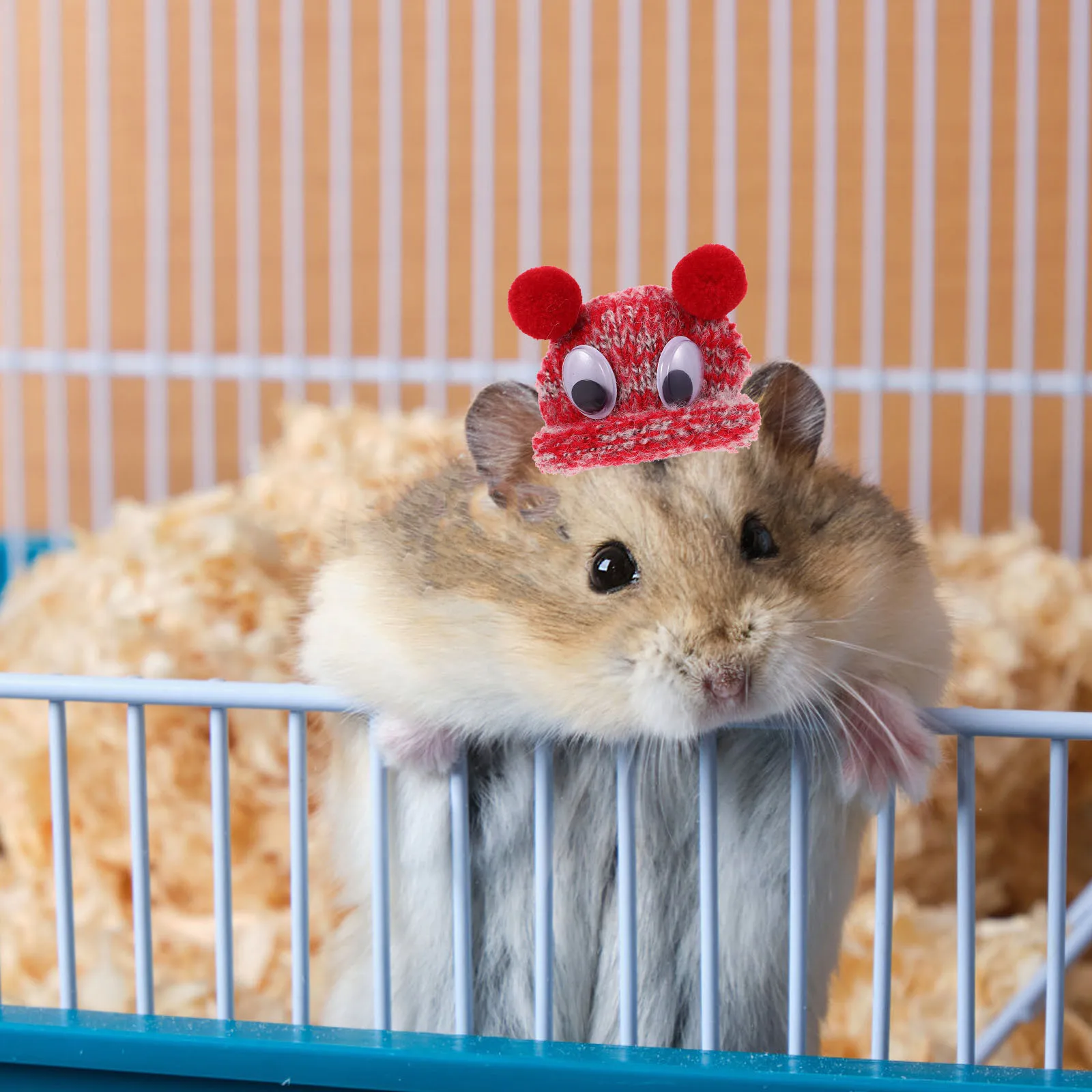 

Mini Hand Knitted Hamster Hat Adjustable Elastic Strap Cute Small Animal Hat for Guinea Pig Lizard Pet Accessories Christmas