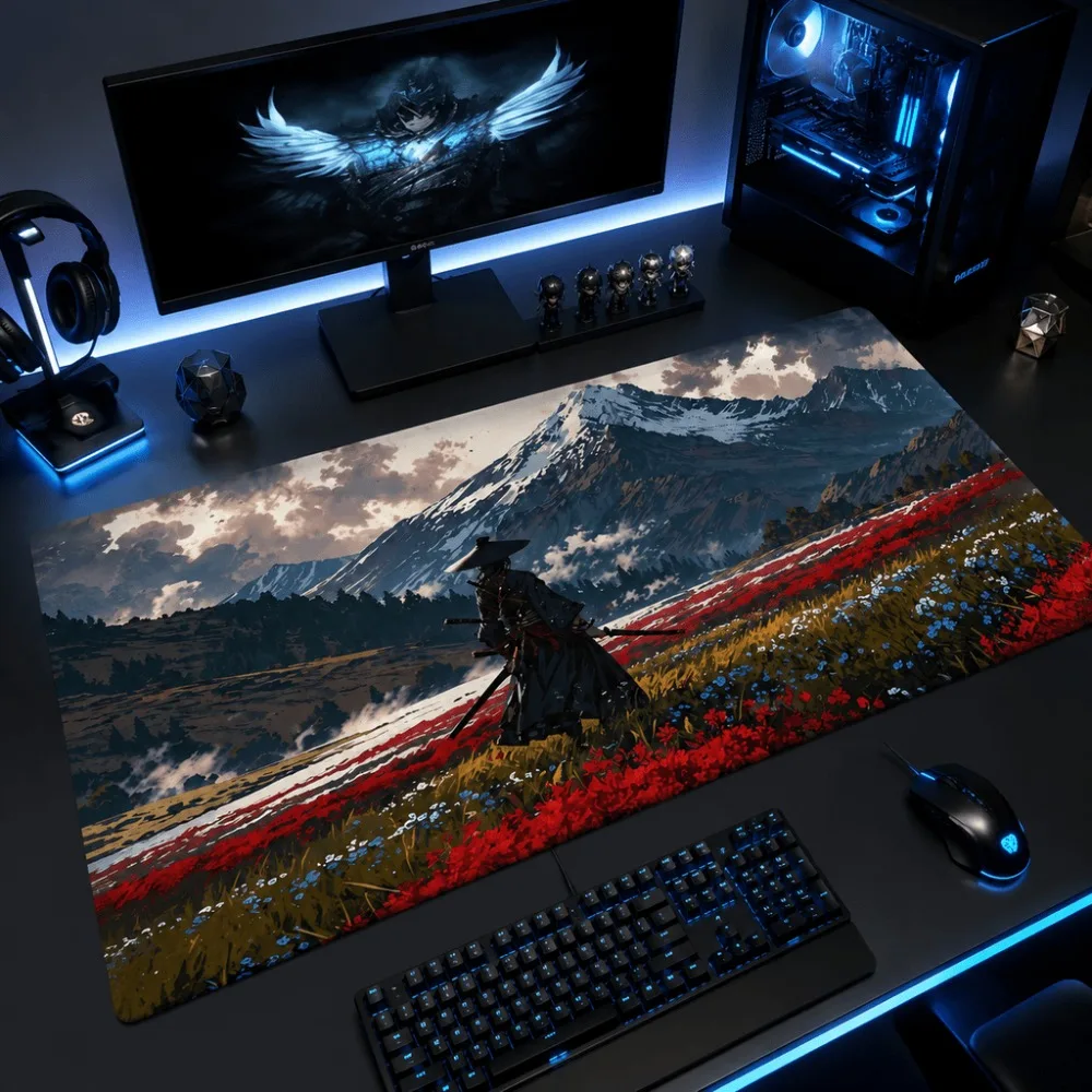 Original mountain landscape printed table mat is suitable for gamers and office users to place on their desks for use
