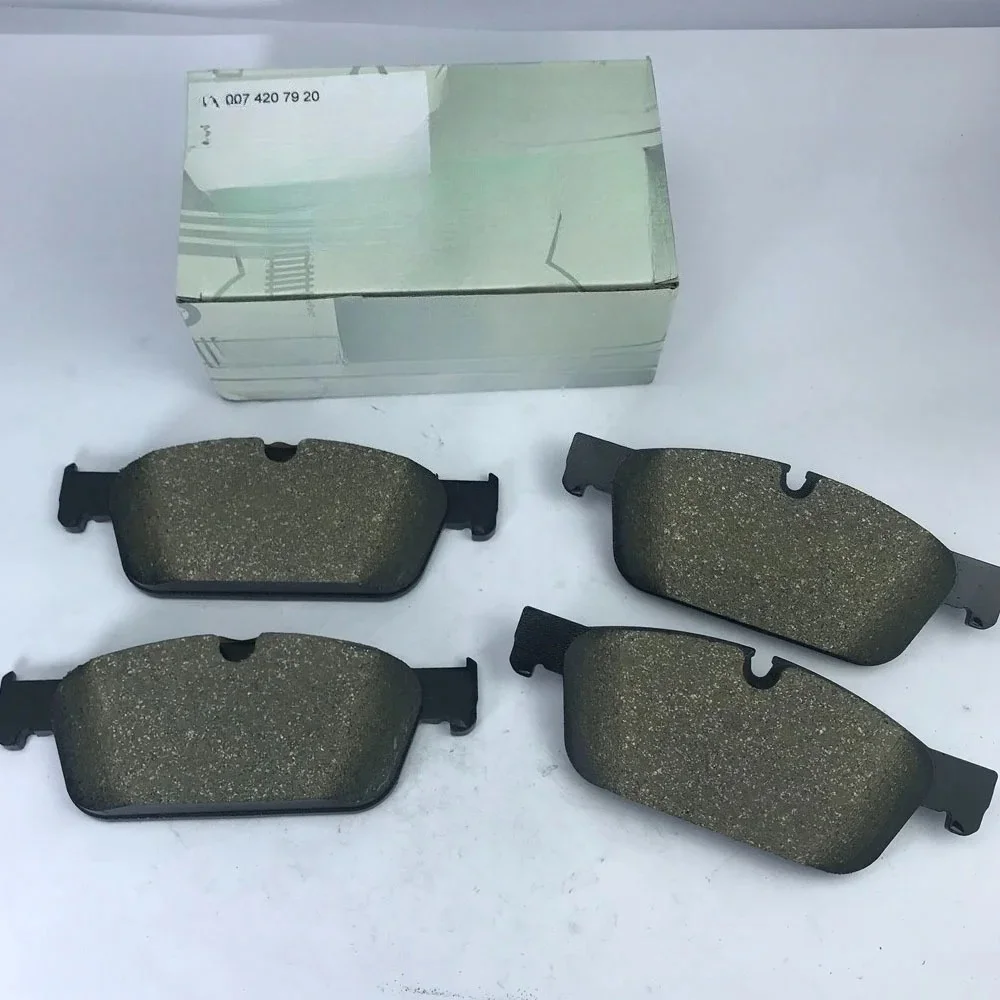 

A complete set A0074207920 Hot Search Brake Pads，Original Universal Quality，Dedicated Special Use，Brake System Replacement Parts
