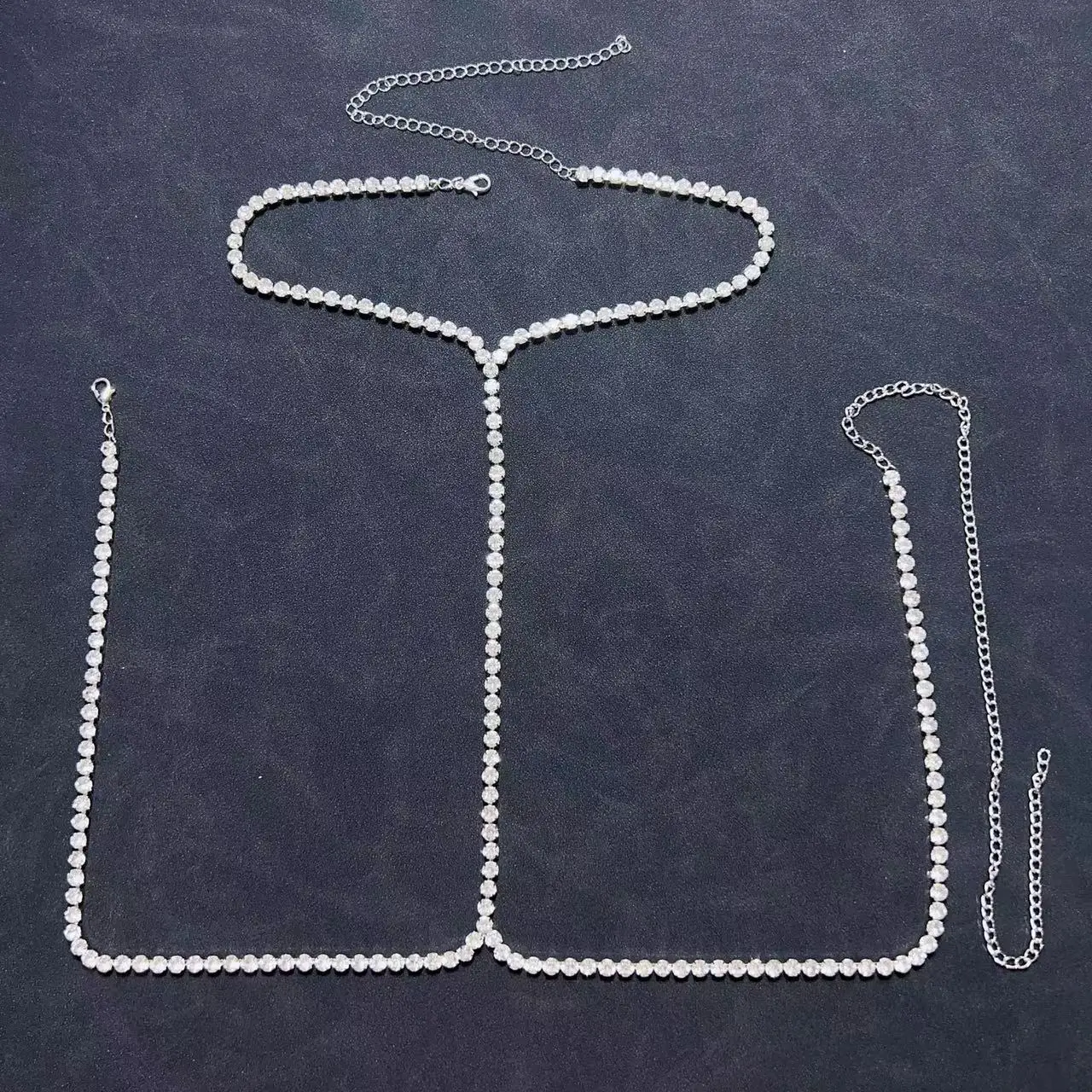 Grand collier de corps en biscuits brillant pour femme, chaîne de taille en cristal, sangle étranglée, bijoux sexy, mode, luxe