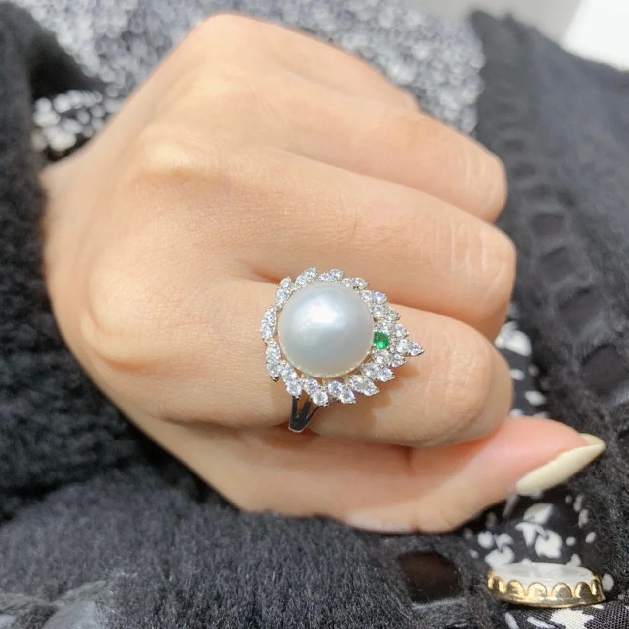 

S925 Silver Pearl Ring Earrings 9-10mm，11-12mm Natural Freshwater White Pearl Jewelry Set with Delicate Leather