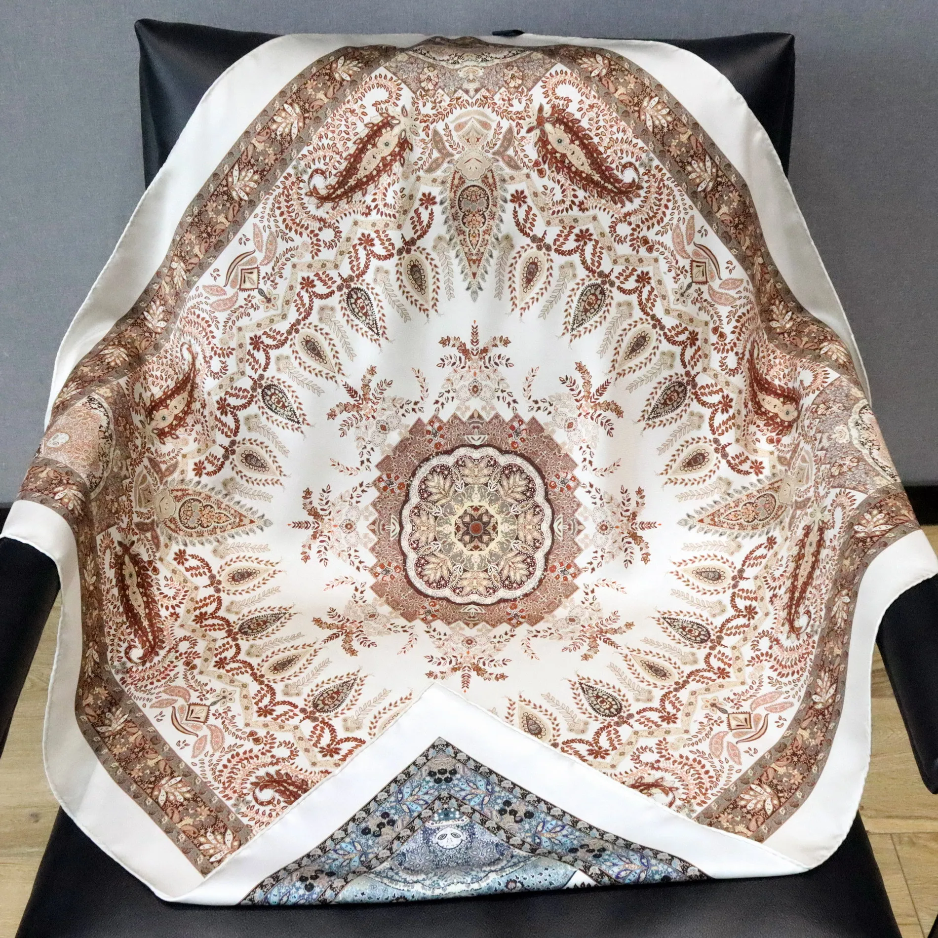 Paisley 18MM Silk Scarf Double - Luxury Bags And Accessories ulasan dan harga