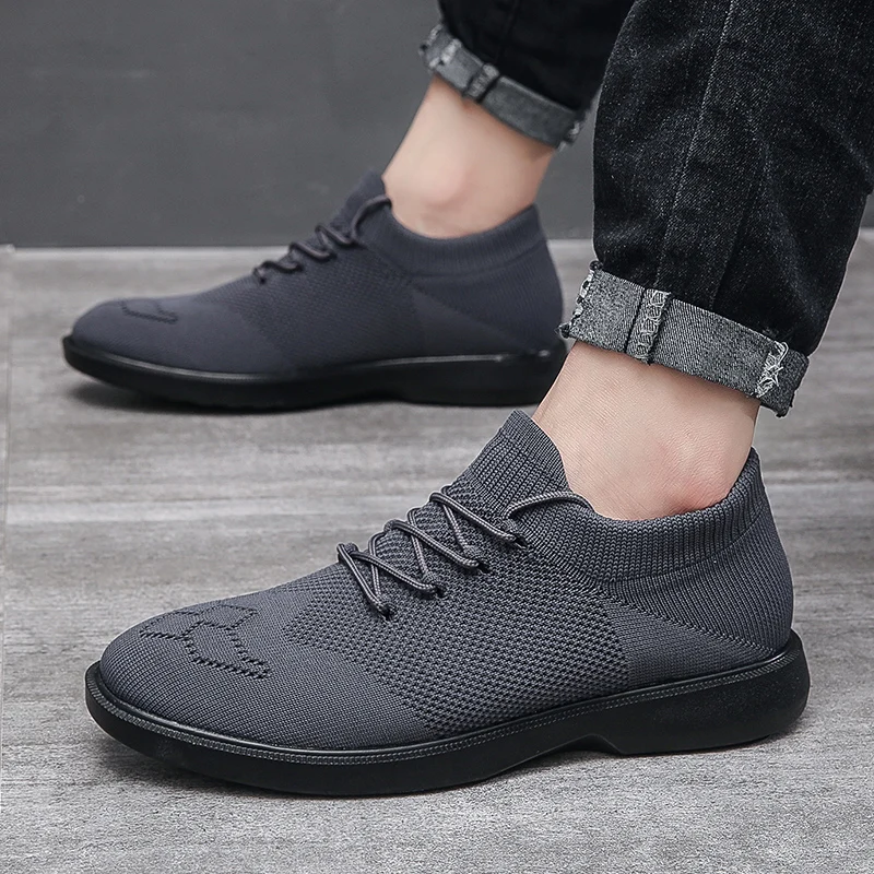 

Men's New Style Breathable Men Causal Shoes Elastic Wear-resistant Upper Black Sneakers Light Walking Shoes