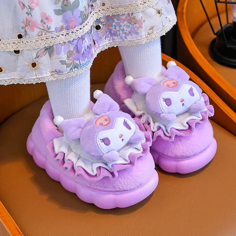 

Новые зимние детские хлопковые тапочки Kuromi с героями мультфильмов, милые домашние нескользящие хлопковые хлопковые тапочки Sanrio для родителей и детей, подарки