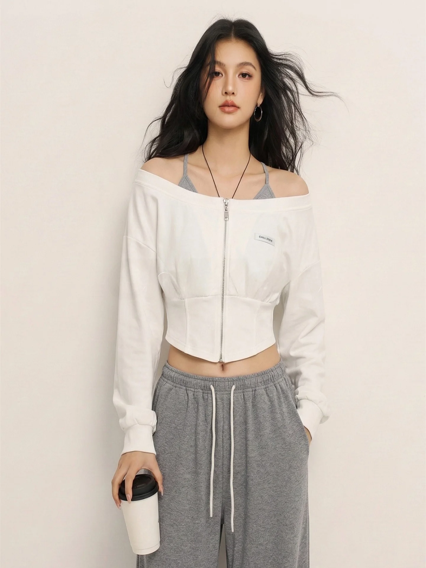 

Новая женская укороченная толстовка Sweet Cool с открытыми плечами, на молнии, с длинными рукавами, имитация двухслойности, из комфортного хлопкового смесового материала