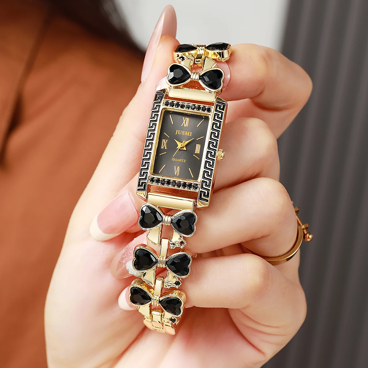 

Fashion Personality Rectangular Dial Heart-Shaped Watch Chain Quartz for Women, Suitable for Everyday Wear, Christmas Gift