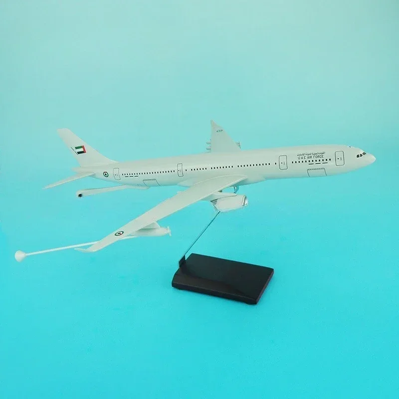 

Resin model aircraft A330-200 Tanker 1/200 32cm aircraft model