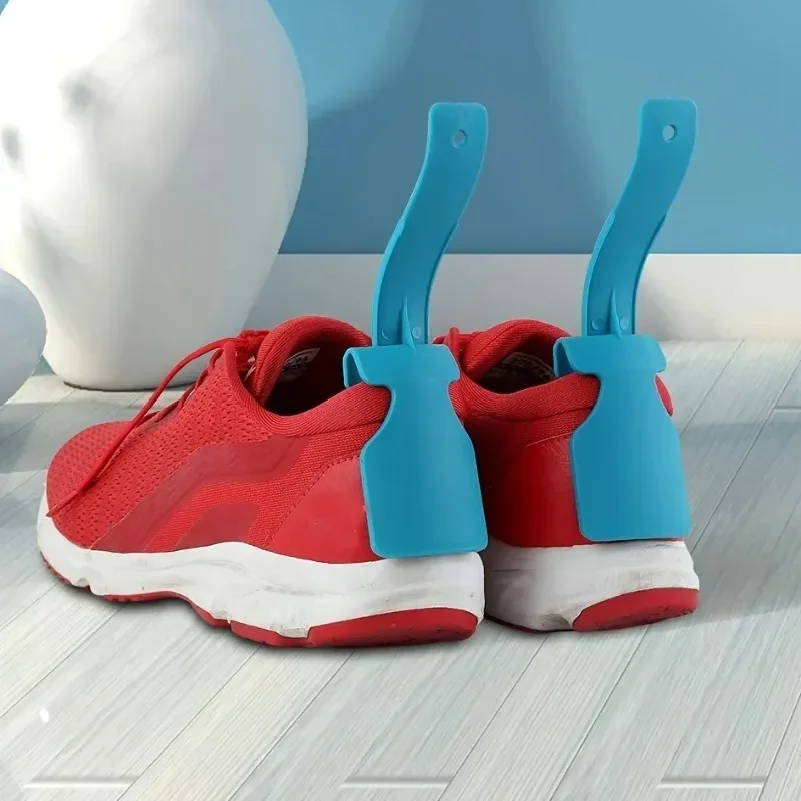 Shoe aid Lazy Shoes Helper, Shoe Horn Shoe, Lifting Helper Plastic Shoehorn Fits All Shoes