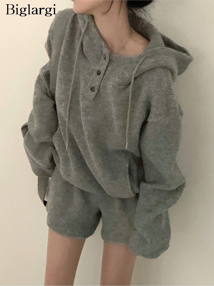 

Вязаный осенне-зимний комплект из двух предметов, женские свободные женские свитера с капюшоном в корейском стиле, модные широкие женские шорты с высокой талией